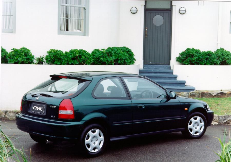  Honda Civic Hatchback 1998 года  (AU) (фото 3 из 3)